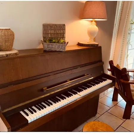 D'hotes Sous Les Grands Chenes * Saint-Étienne-de-Corcoué