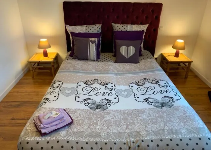 D'hôtes Sous Les Grands Chênes